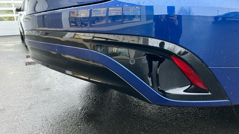 Jaguar F-Pace 2.0 D200 R-Dynamic Black 5dr Auto AWD Diesel Estate